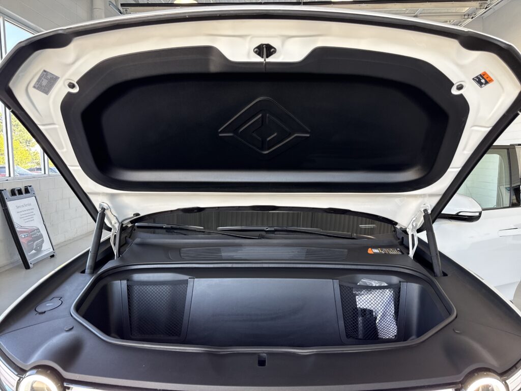 2025 Rivian R1T Adventure