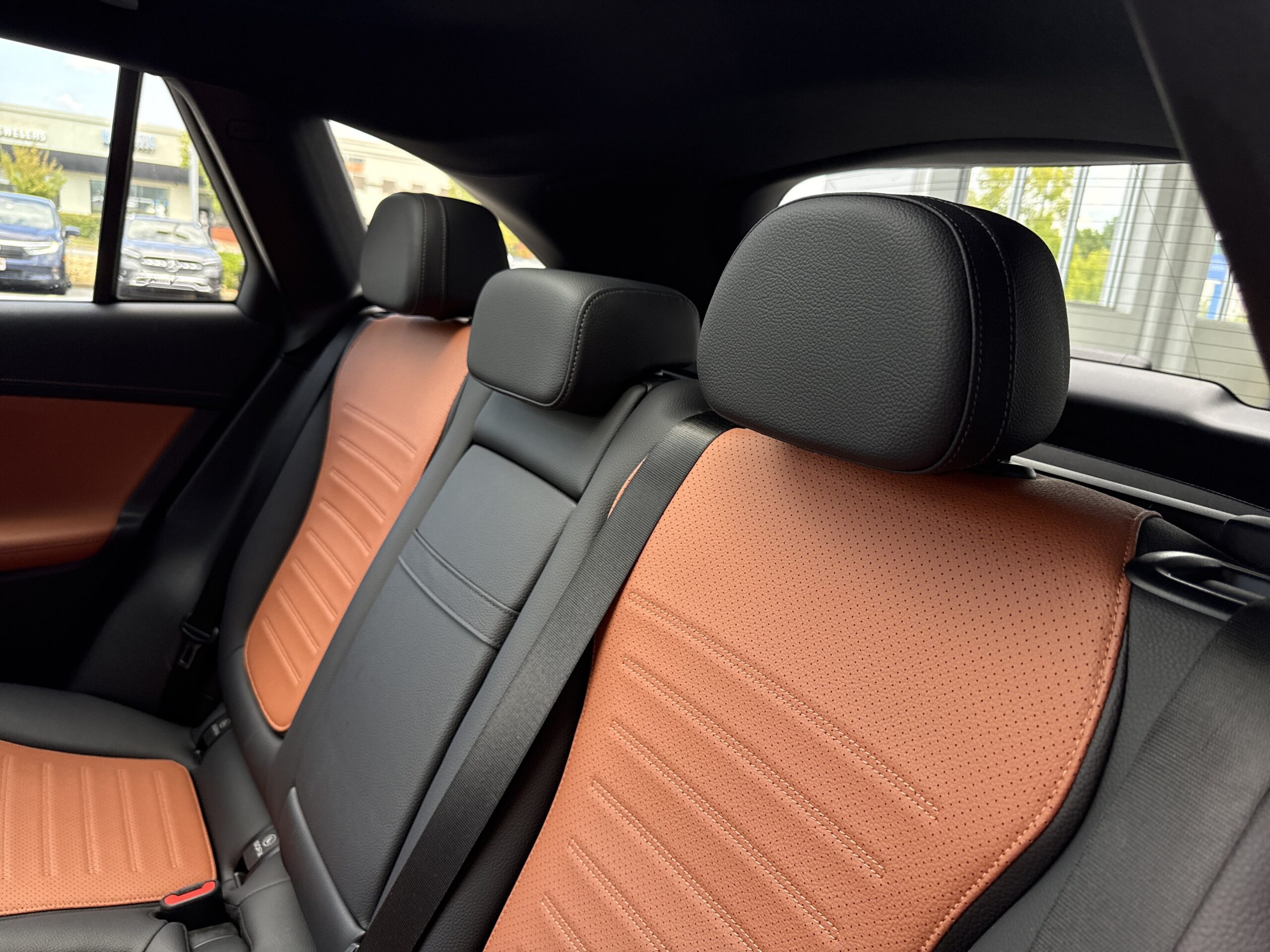 2024 Mercedes-Benz  GLC 300