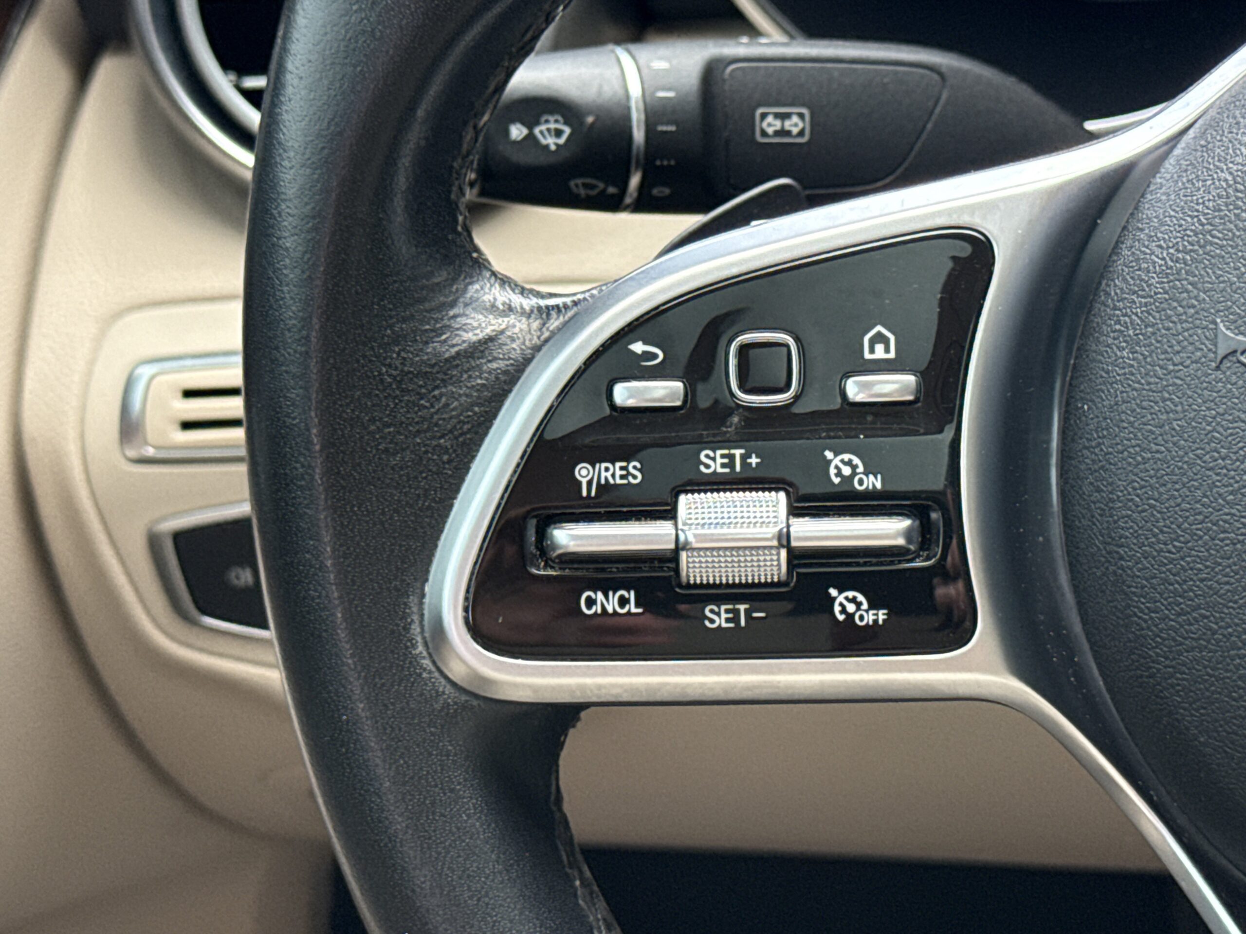 2020 MERCEDES-BENZ