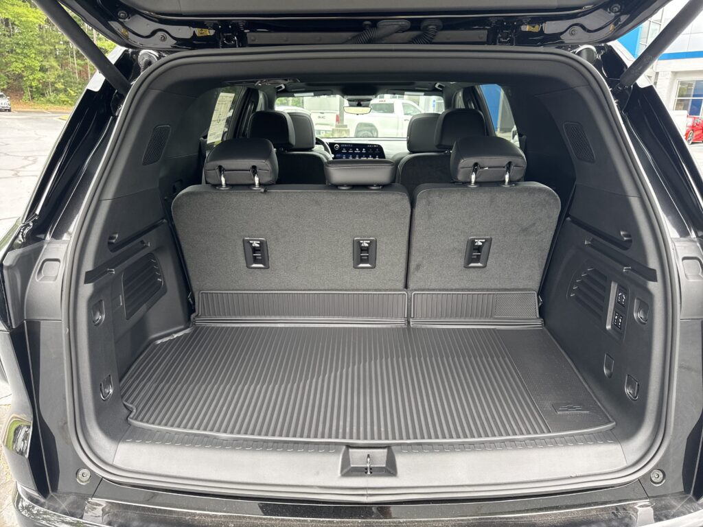 2026 Chevrolet Traverse FWD High Country