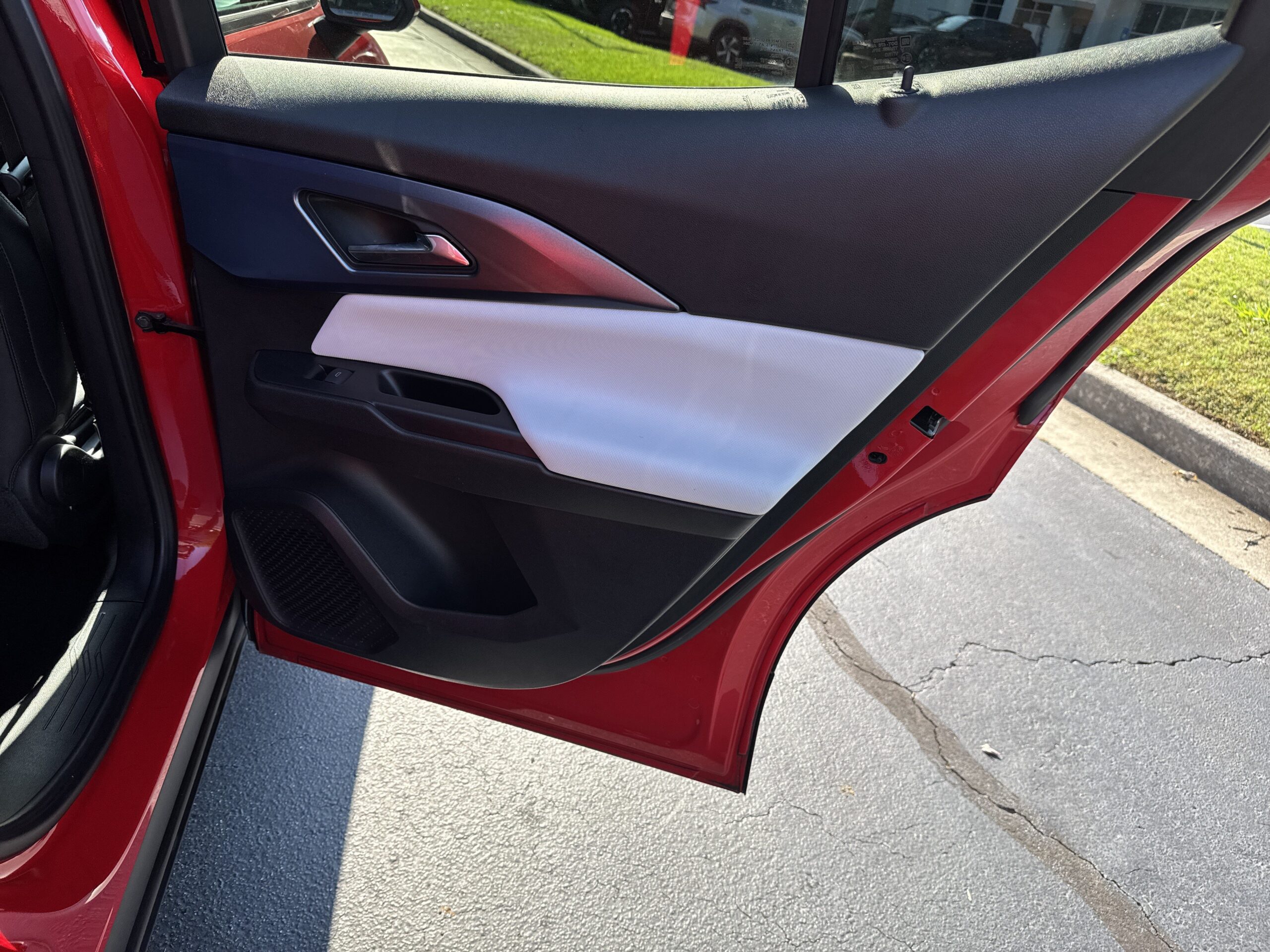 2024 Chevrolet Equinox EV LT