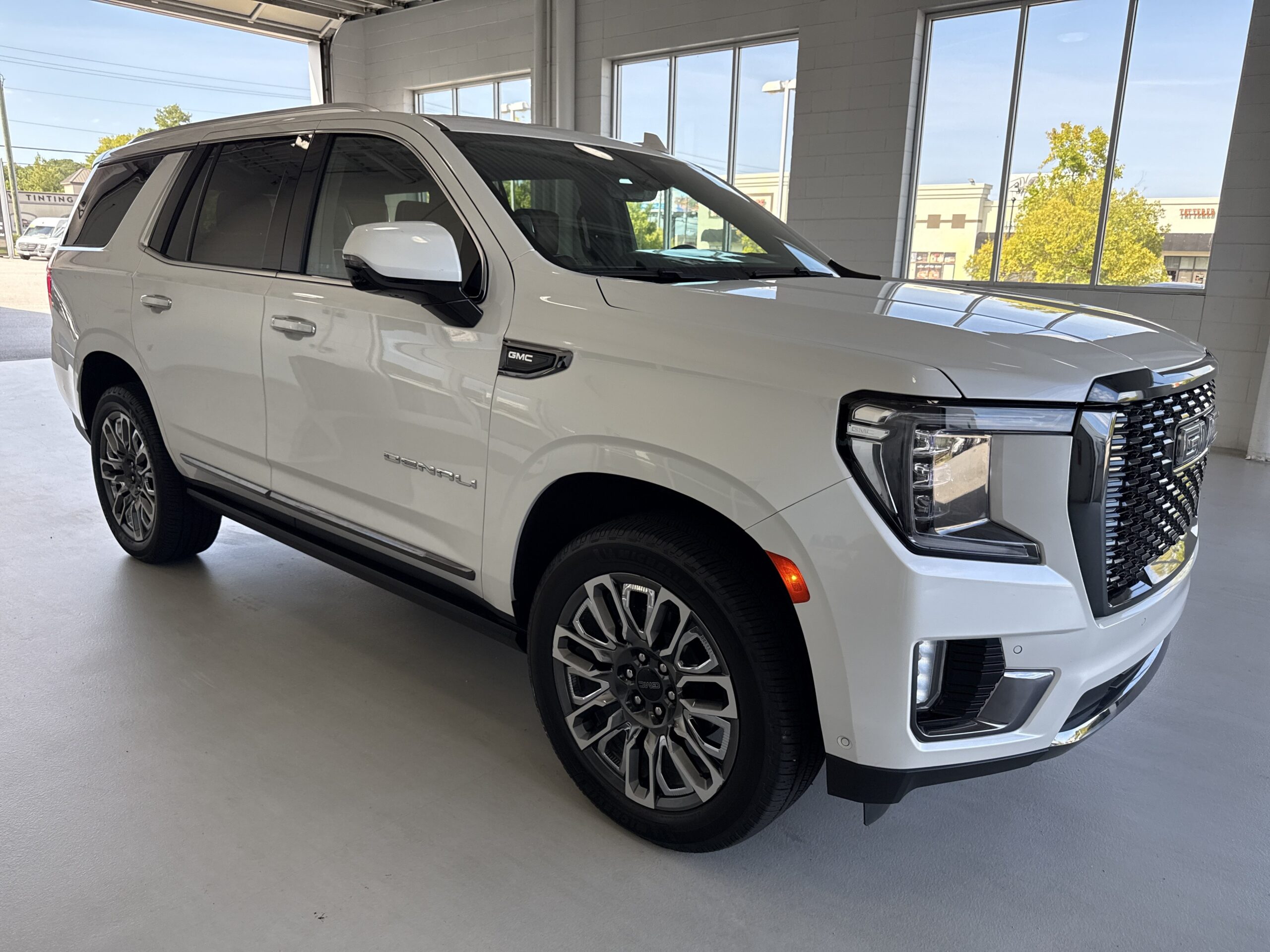 2024 GMC Yukon Denali Ultimate