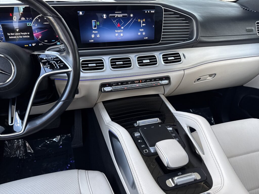 2025 Mercedes-Benz  GLS 450