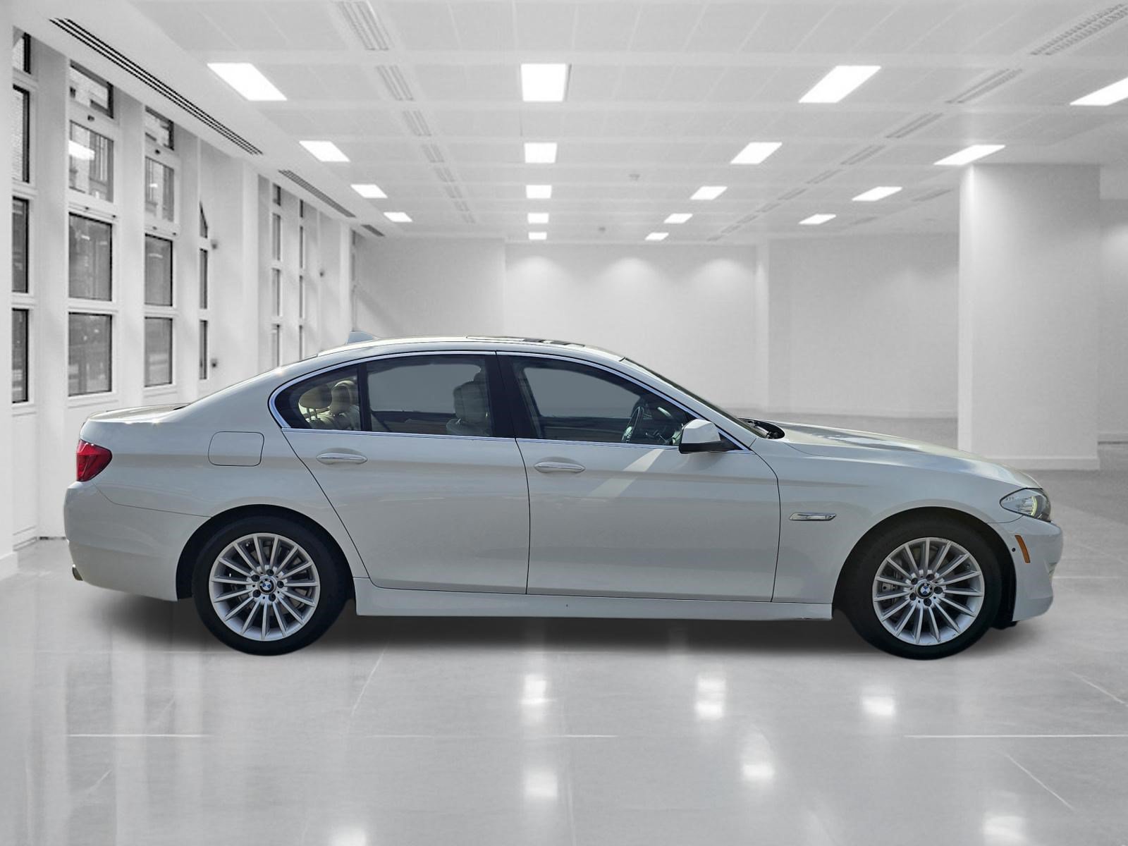 2013 BMW 5 Series 535i