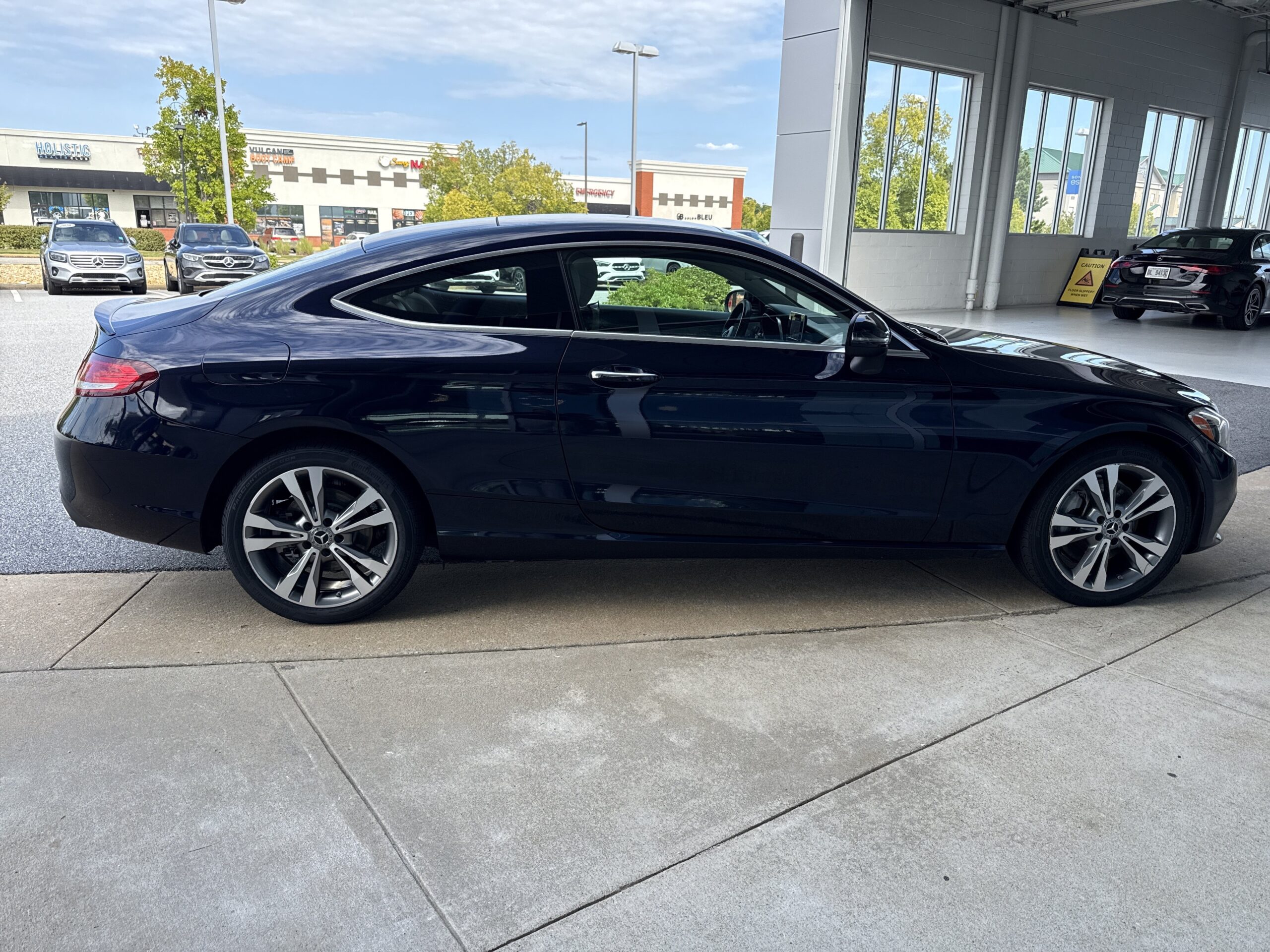 2017 Mercedes-Benz  C 300