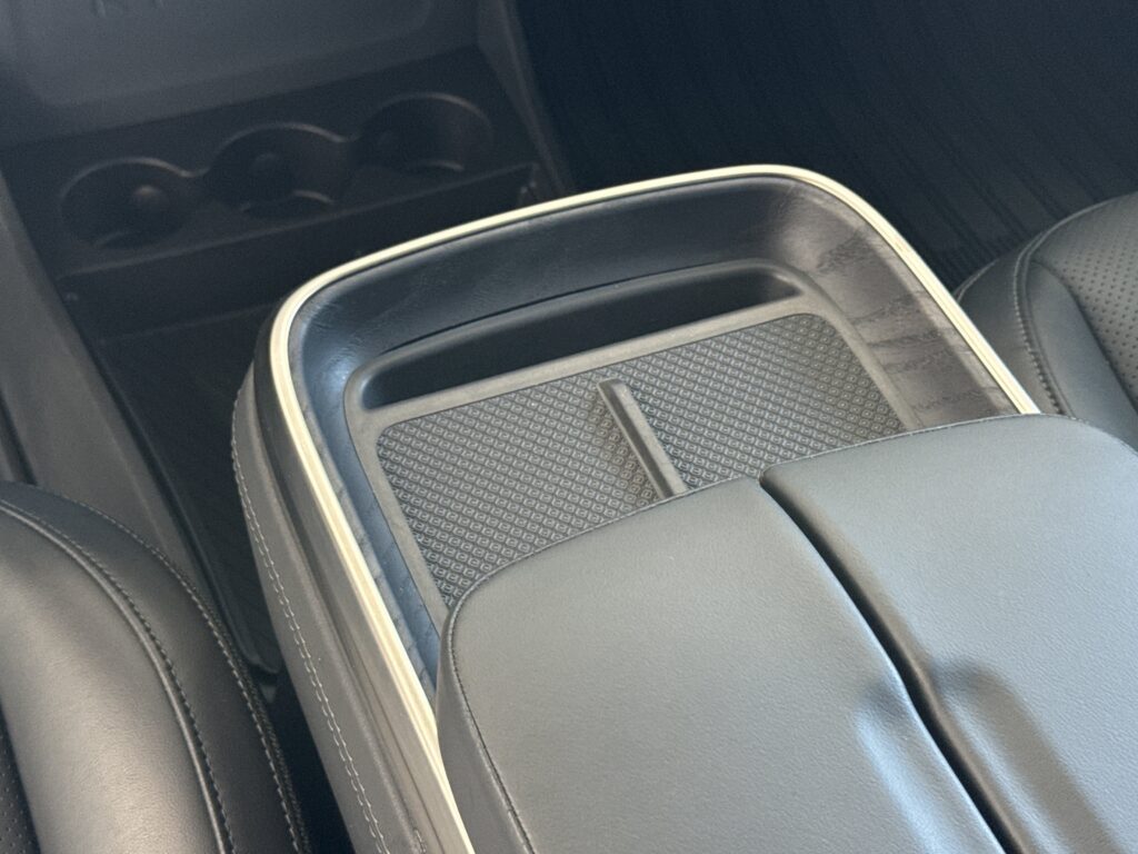 2025 Rivian R1T Adventure