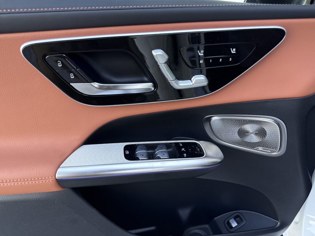 2027 Mercedes-Benz GLC GLC 300