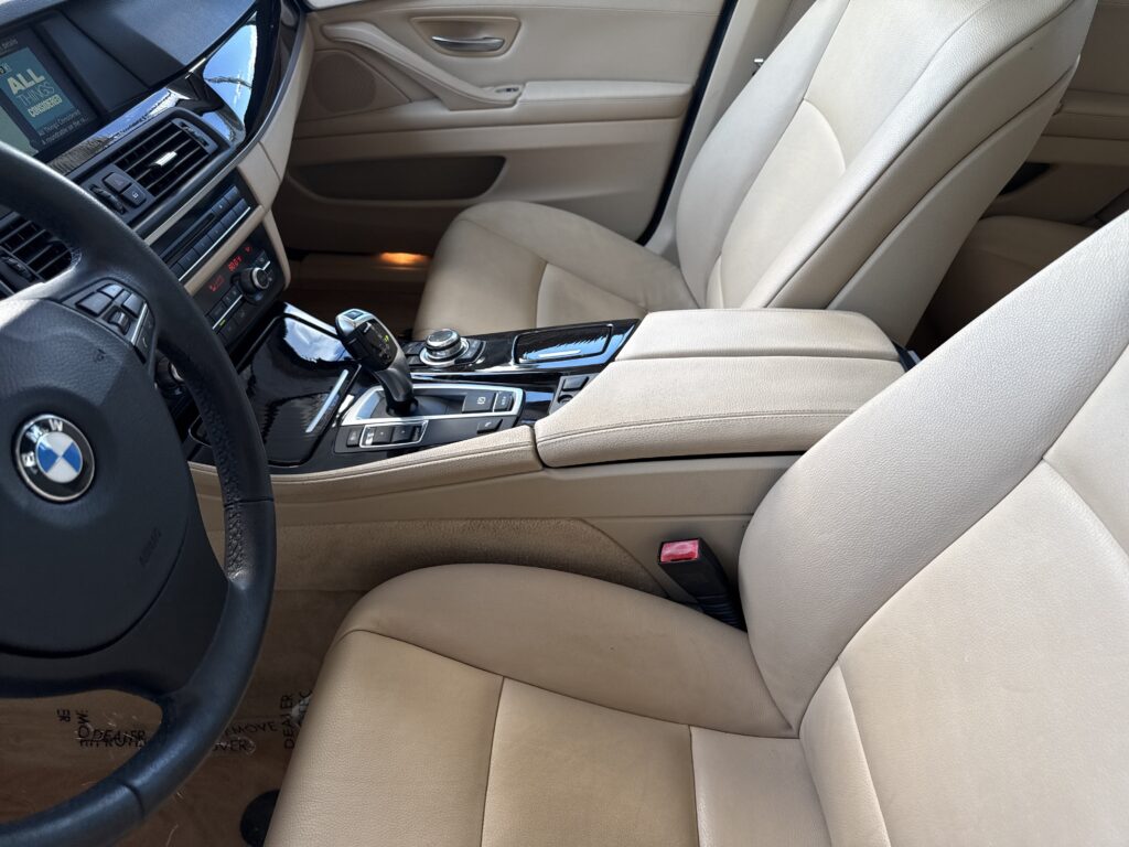 2013 BMW  528i
