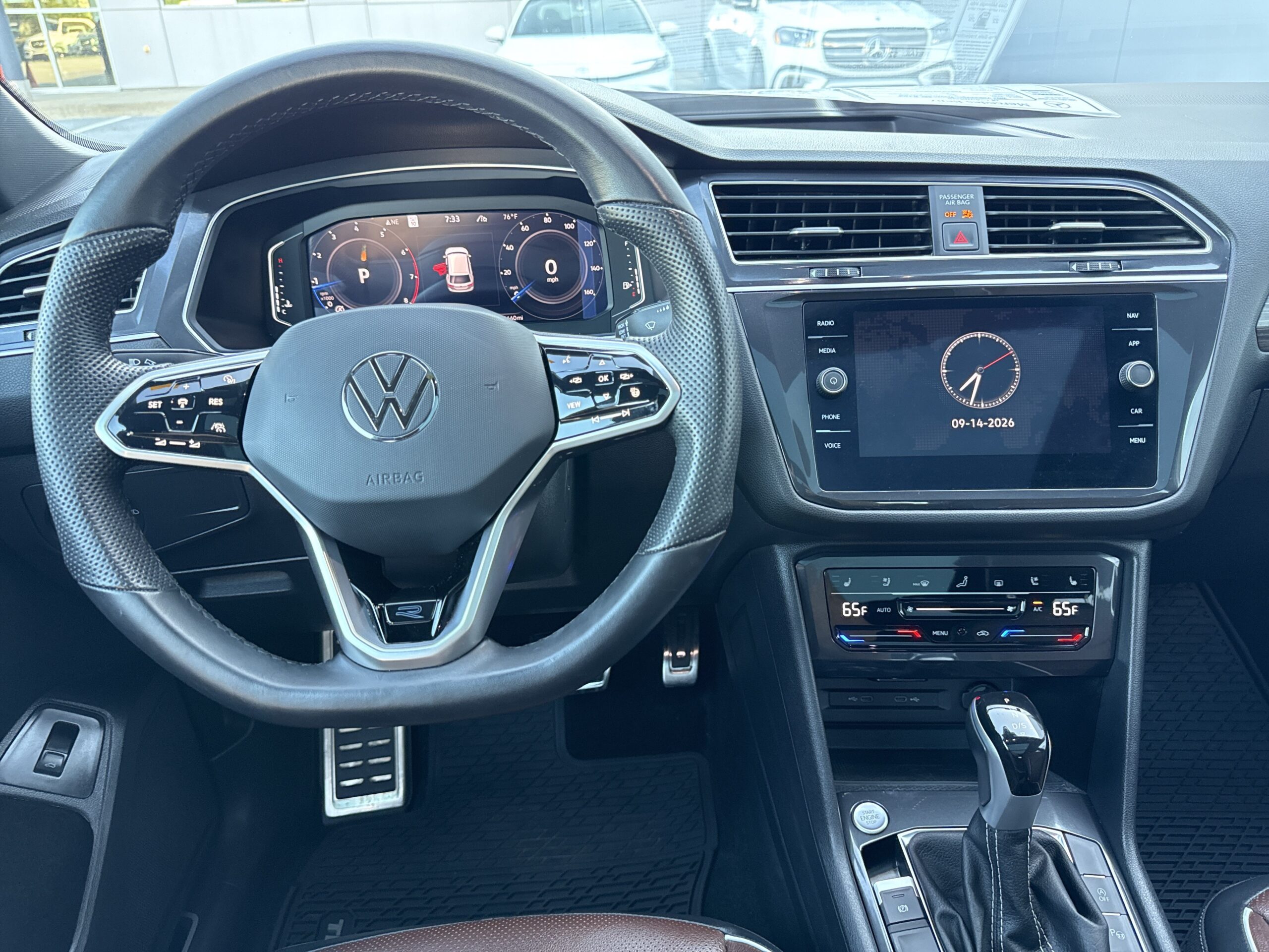 2024 Volkswagen Tiguan SEL R-Line