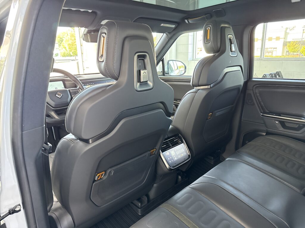 2025 Rivian R1T Adventure