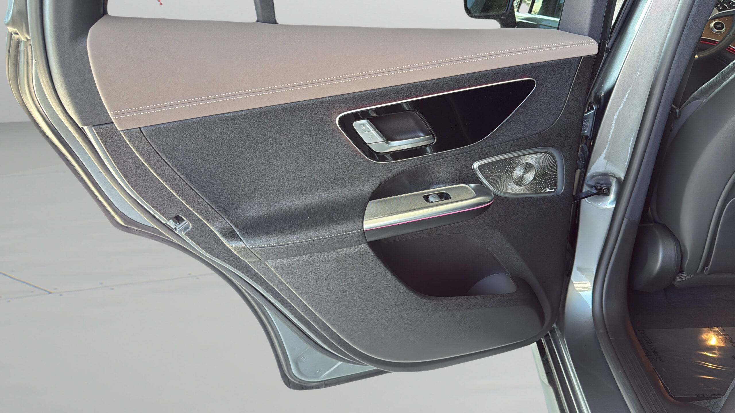 2023 Mercedes-Benz  EQE 350