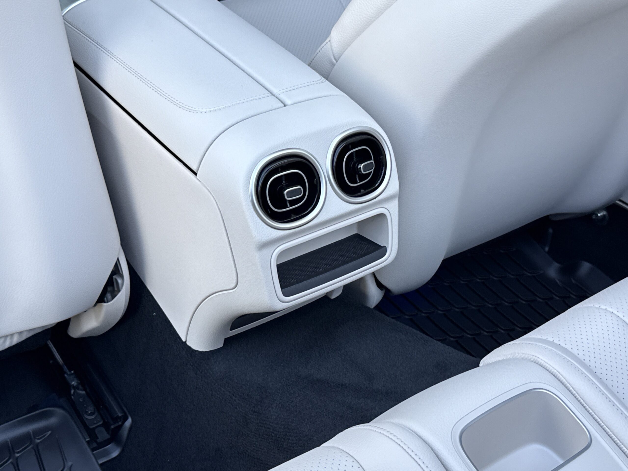 2027 Mercedes-Benz  CLE 300