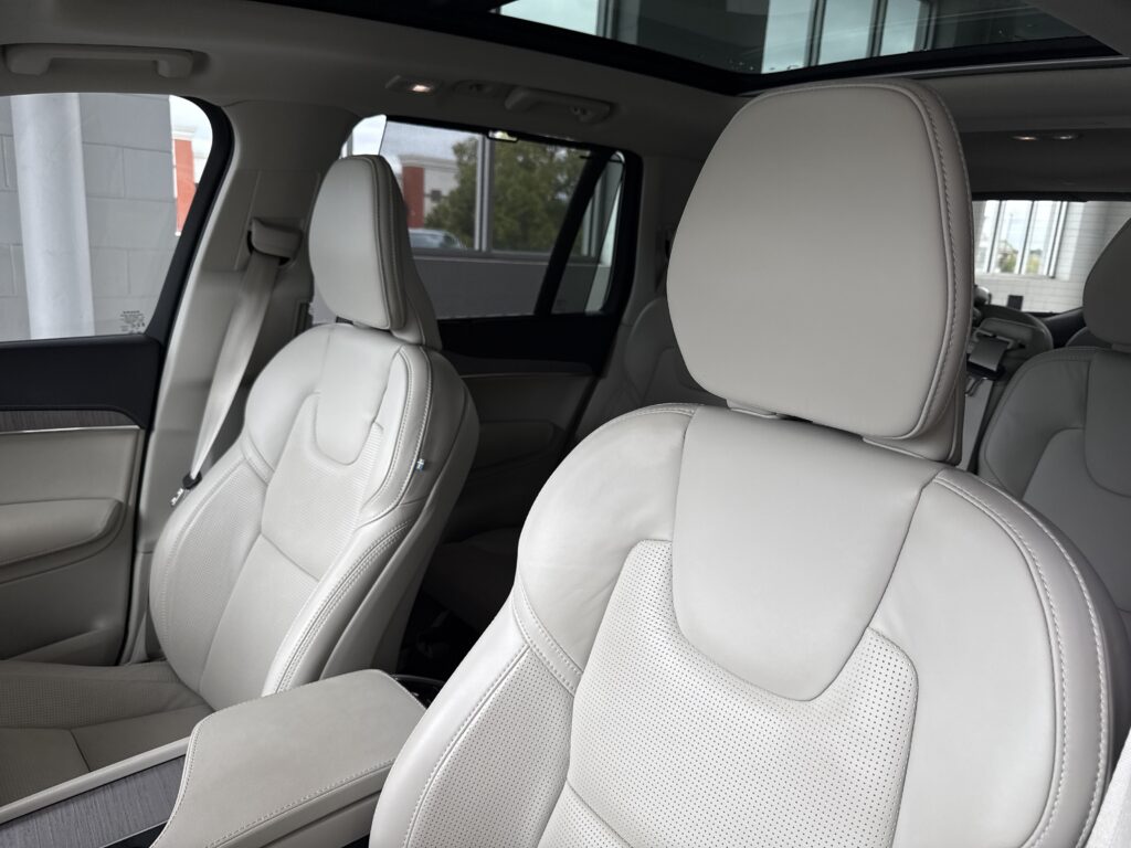 2025 Volvo XC90 Ultra