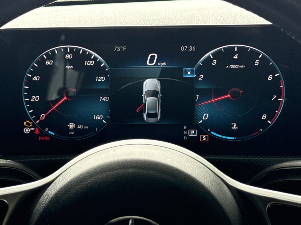 2021 Mercedes-Benz  A 220