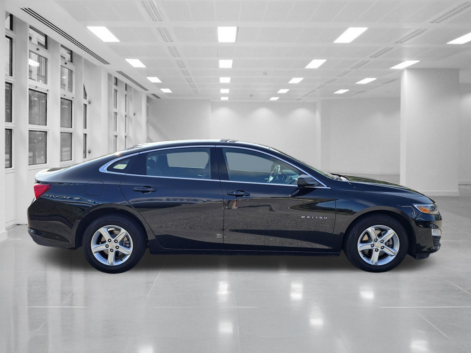 2022 Chevrolet Malibu LS