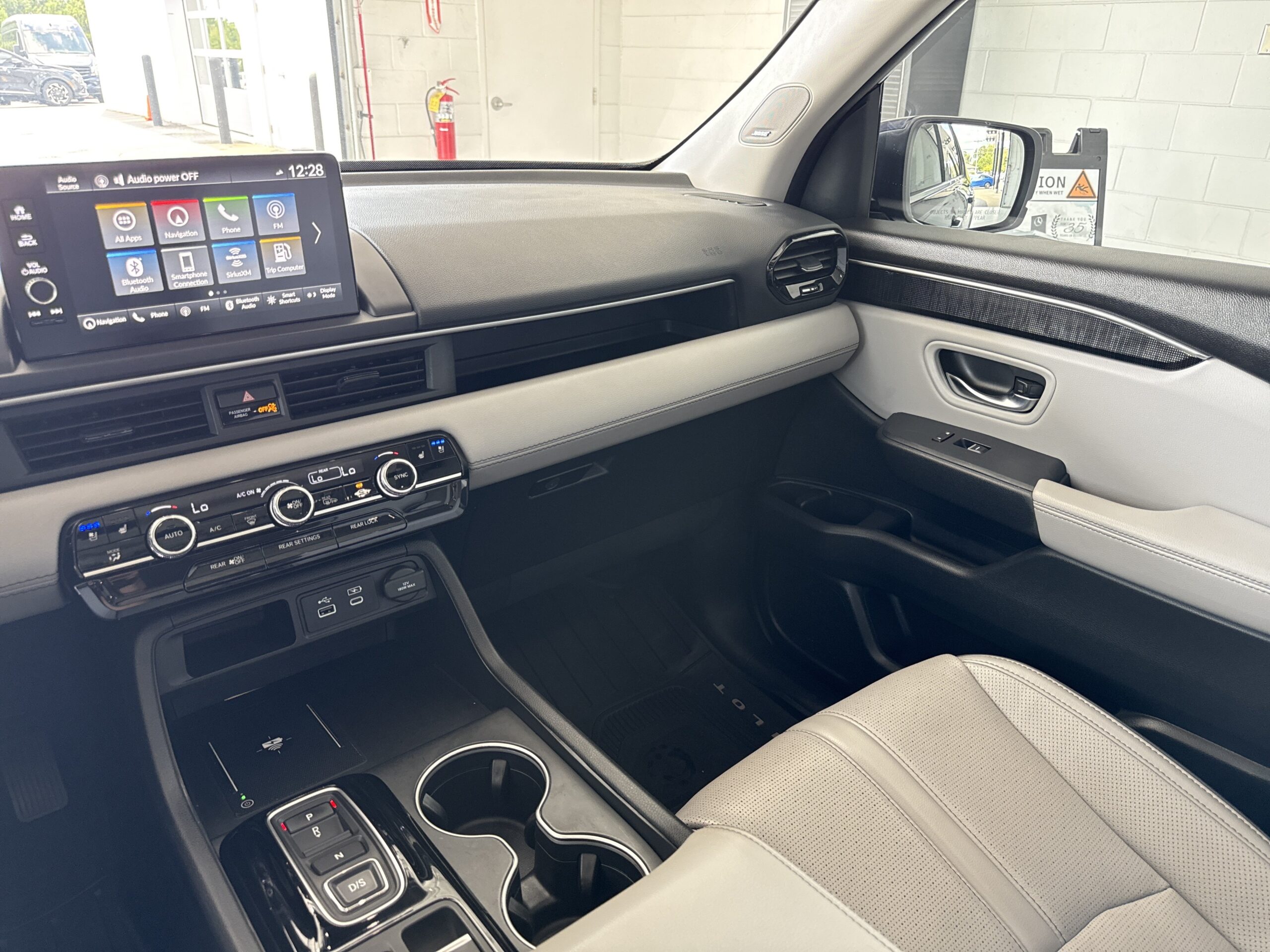 2023 Honda Pilot Elite
