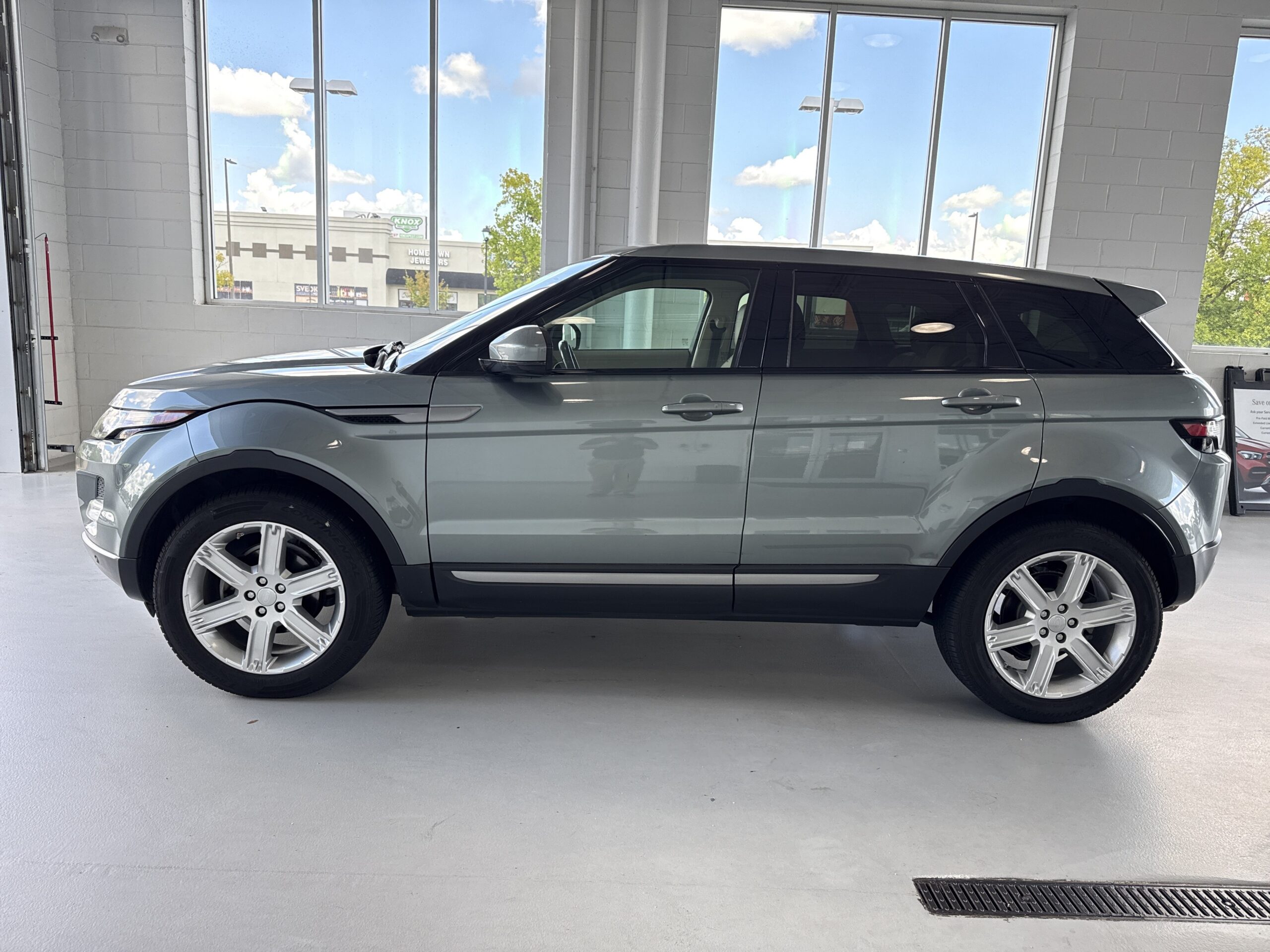2015 Land Rover Range Rover Evoque Pure Plus