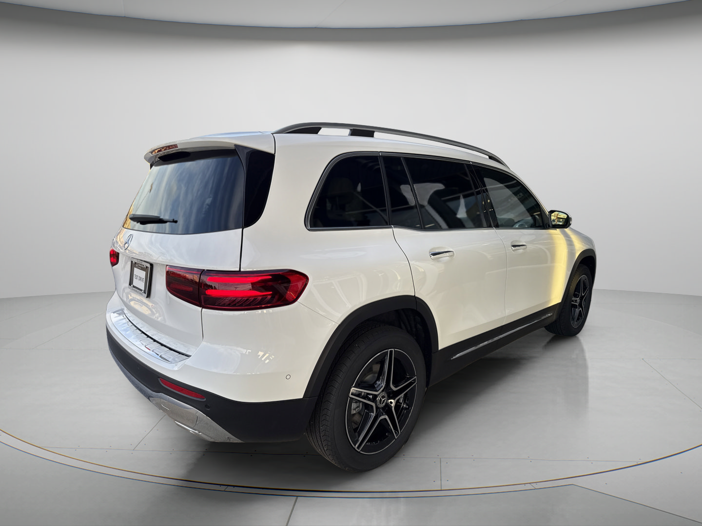 2026 Mercedes-Benz  GLB 250