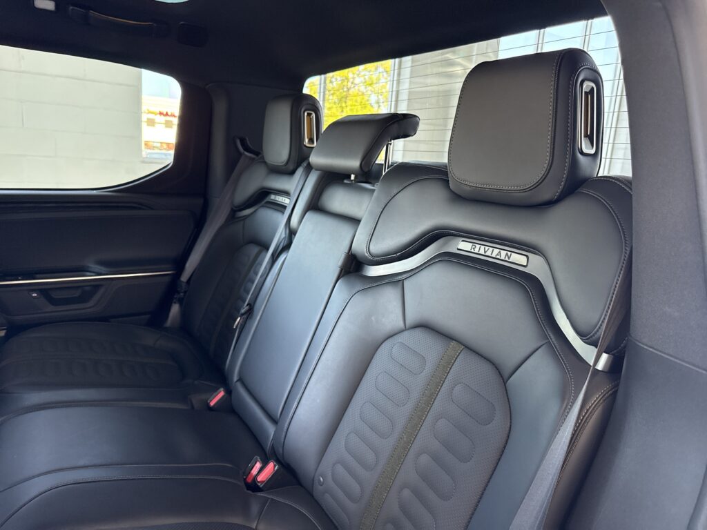 2025 Rivian R1T Adventure