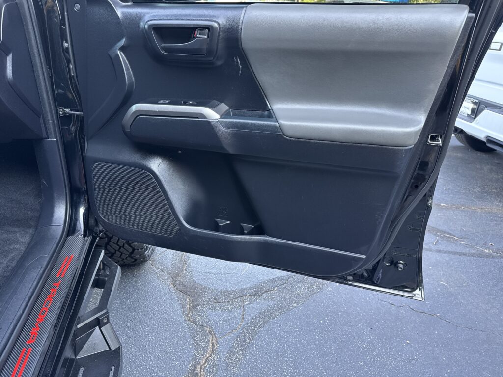 2021 Toyota Tacoma 2WD SR5