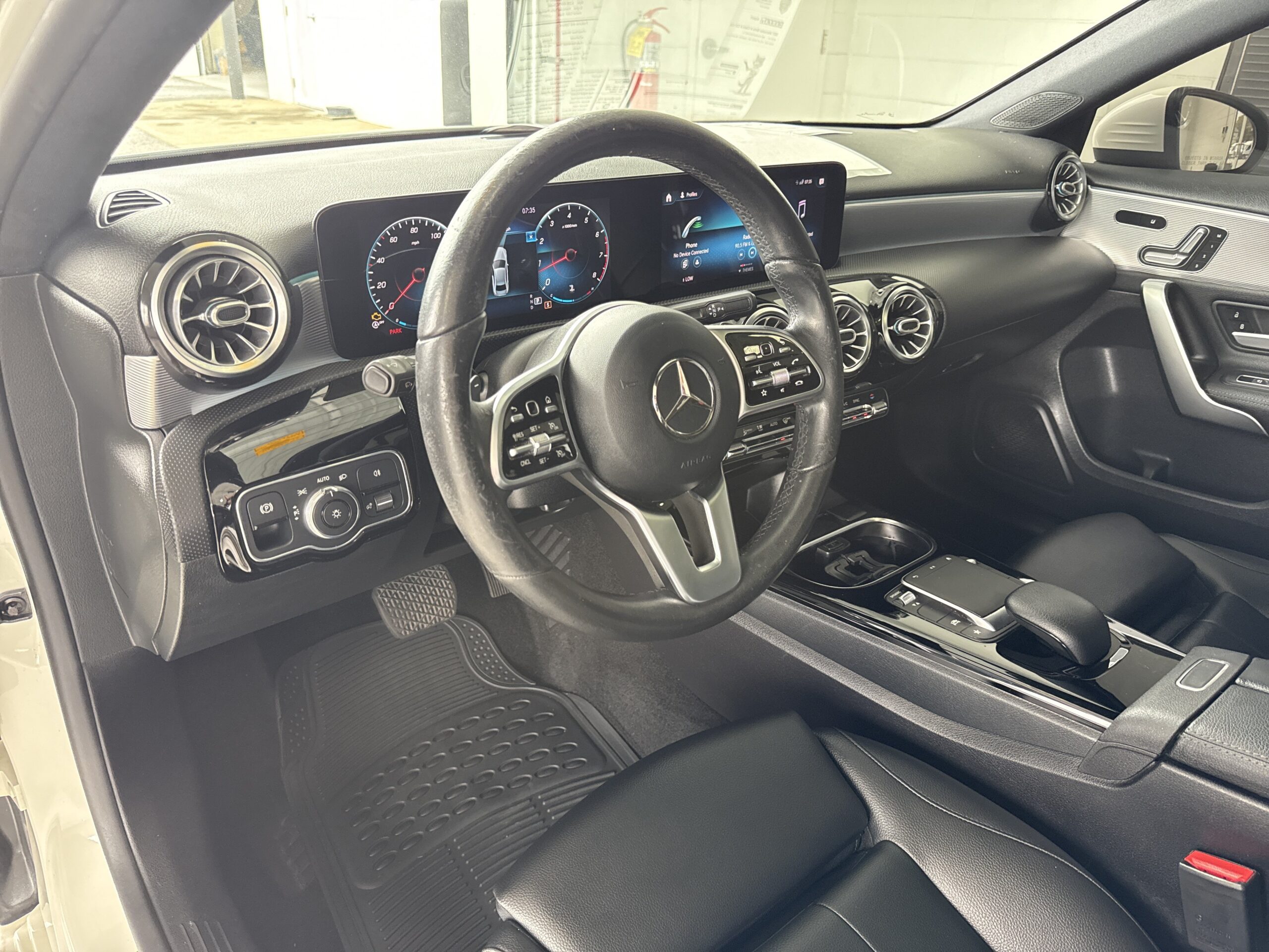 2021 Mercedes-Benz  A 220