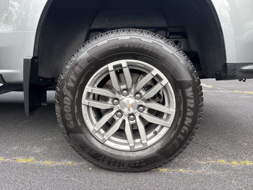 2024 Chevrolet Colorado 2WD LT