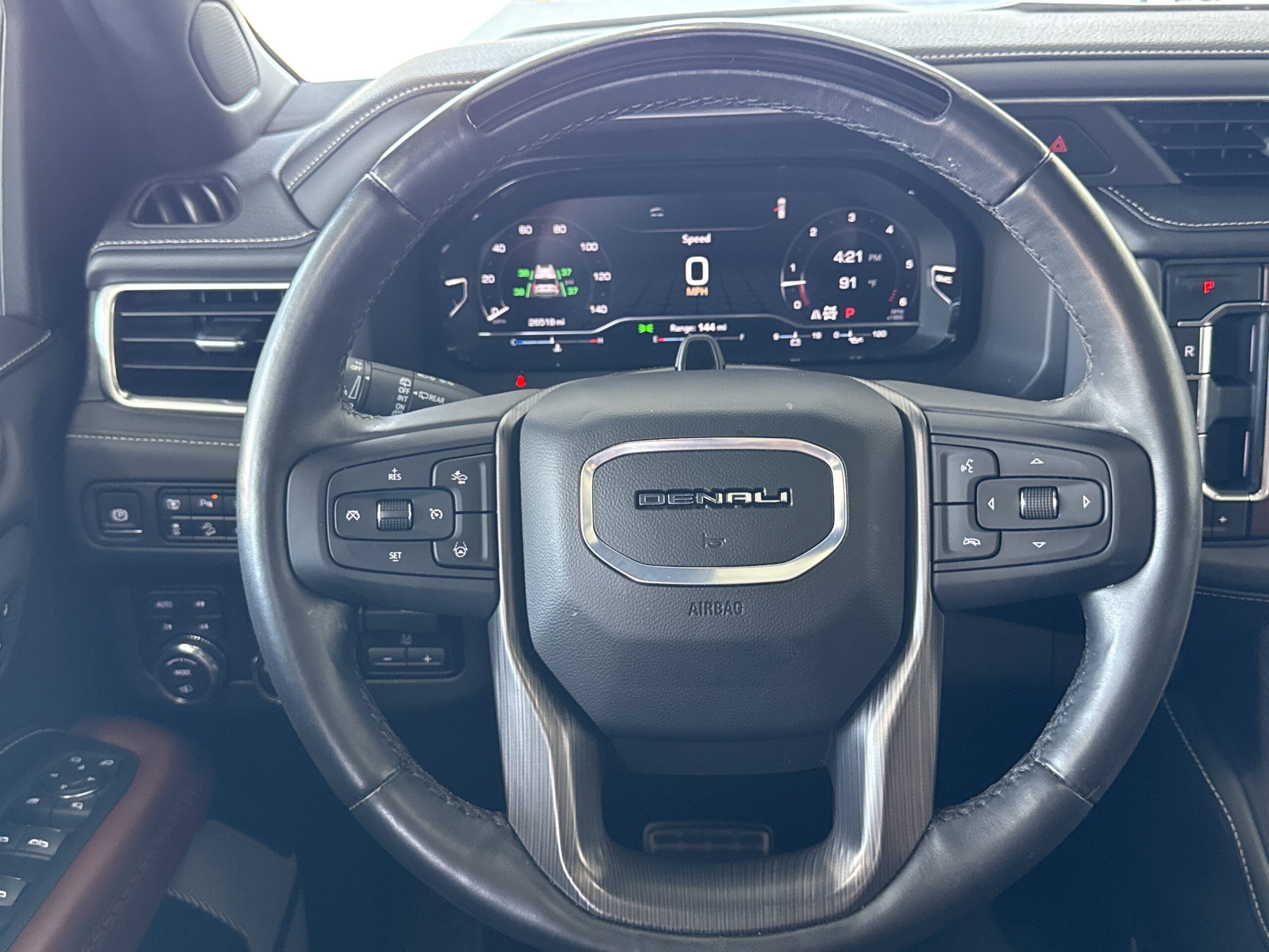 2024 GMC Yukon Denali Ultimate