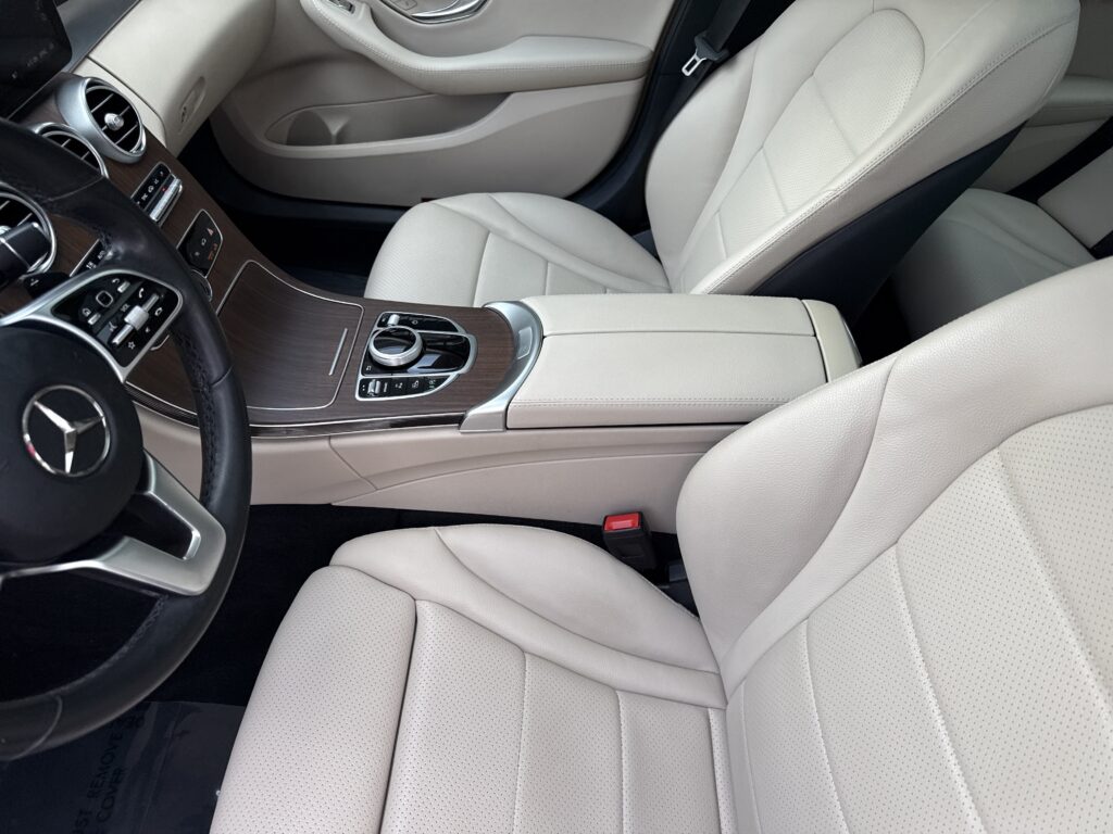 2020 MERCEDES-BENZ