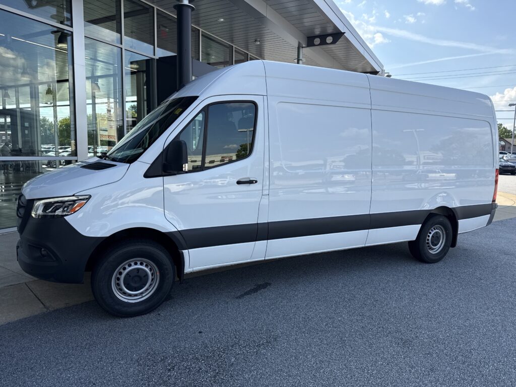 2023 Mercedes-Benz Sprinter Cargo Van