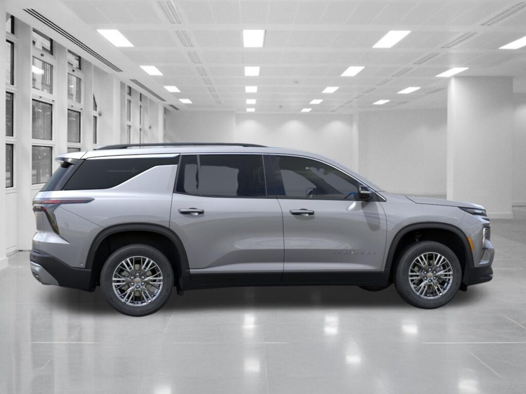 2027 Chevrolet Traverse FWD LT