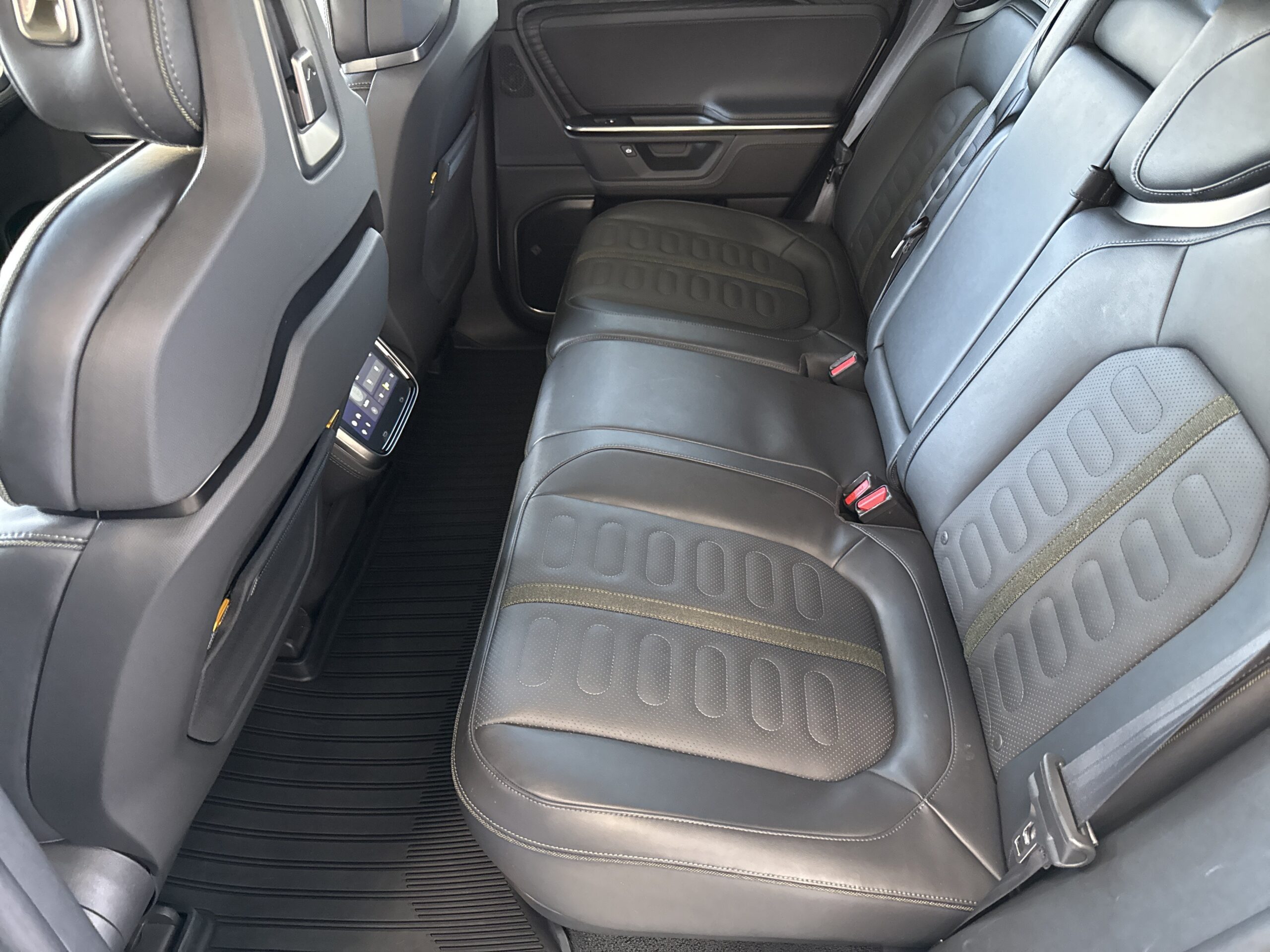 2025 Rivian R1T Adventure