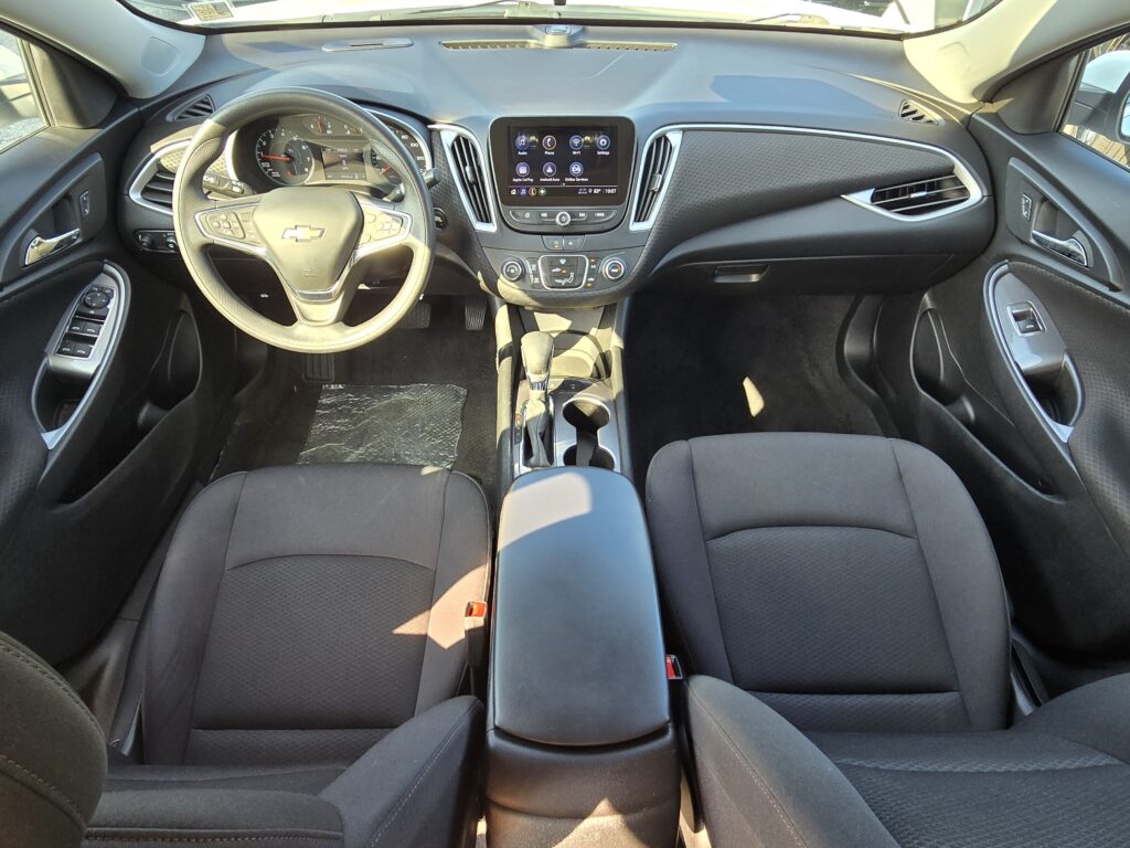 2024 Chevrolet Malibu LS