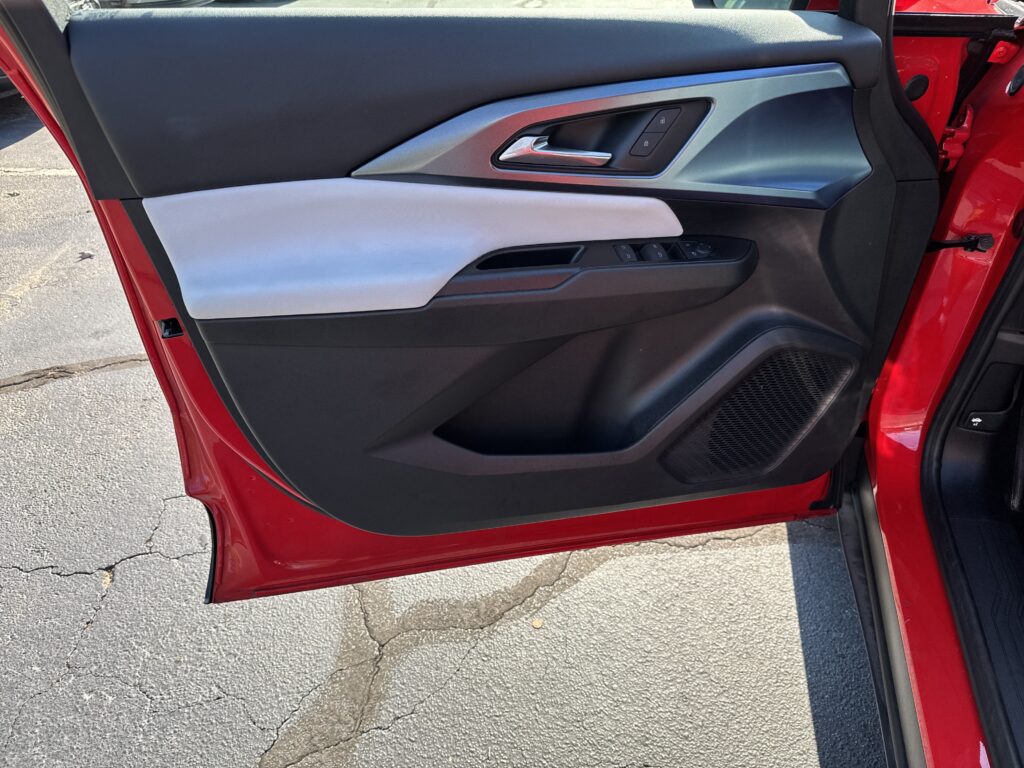2024 Chevrolet Equinox EV LT