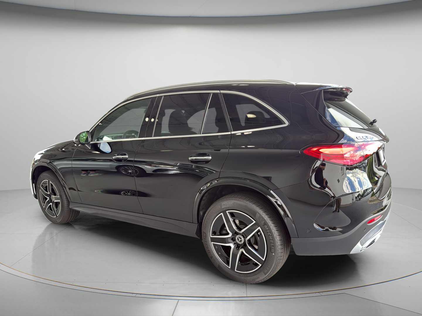 2026 Mercedes-Benz  GLC 300