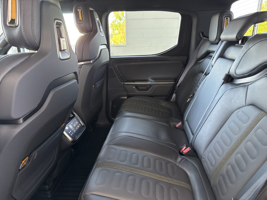2025 Rivian R1T Adventure