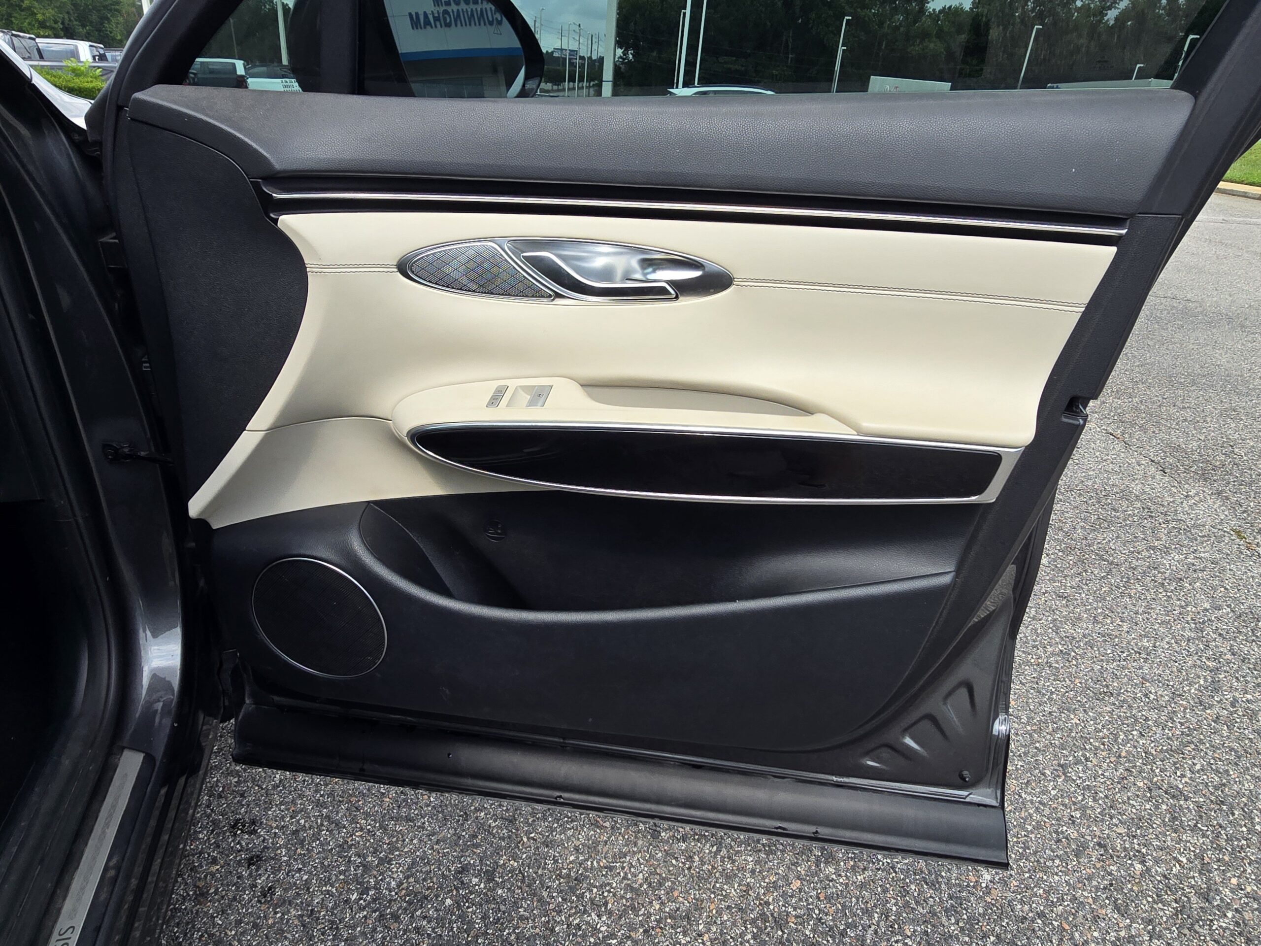 2023 Genesis GV70 2.5T