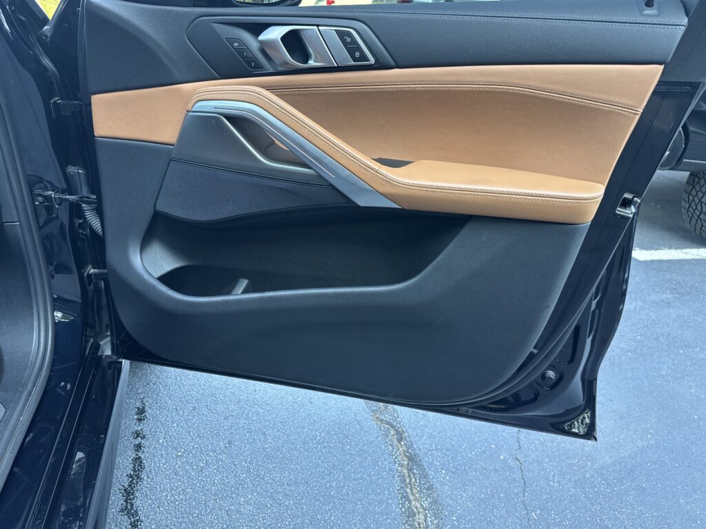 2021 BMW X6 xDrive40i