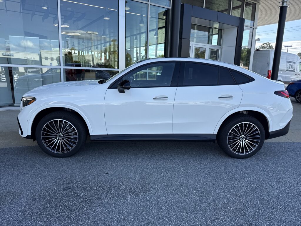 2027 Mercedes-Benz GLC GLC 300