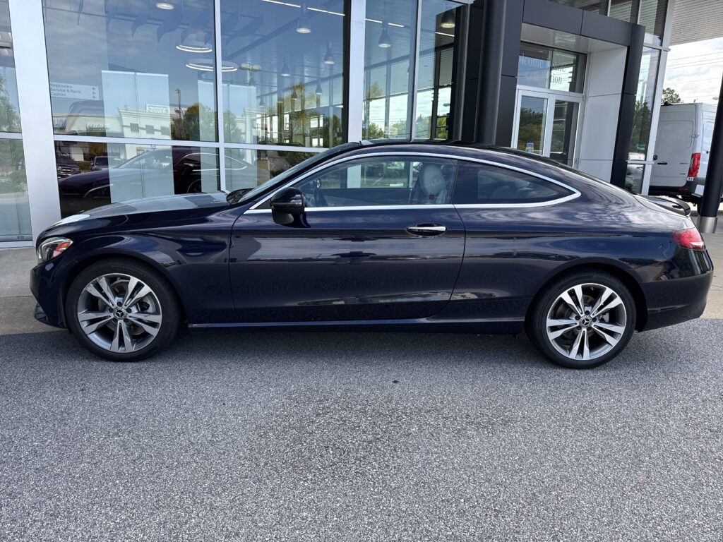 2017 Mercedes-Benz  C 300