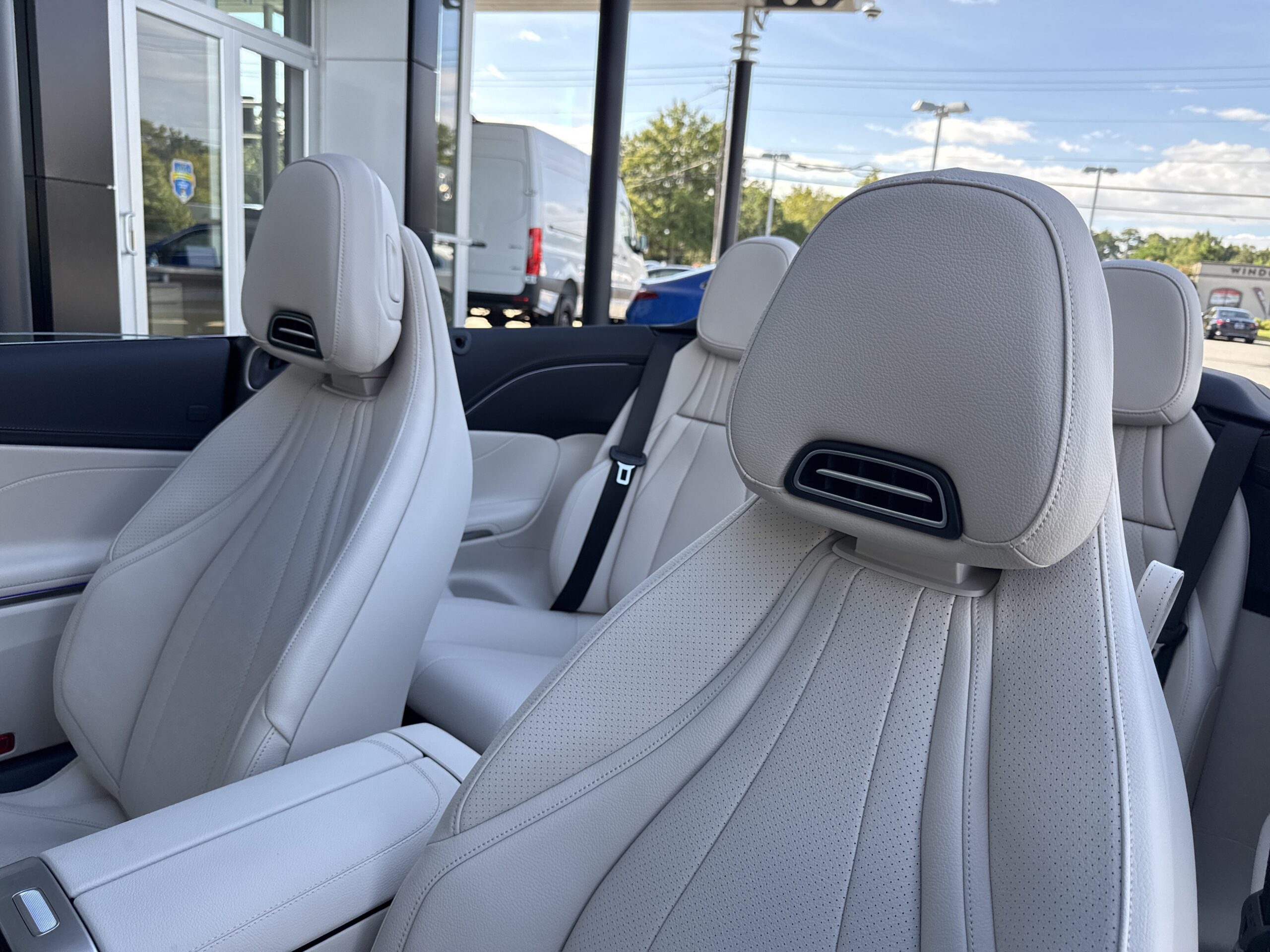 2027 Mercedes-Benz  CLE 300