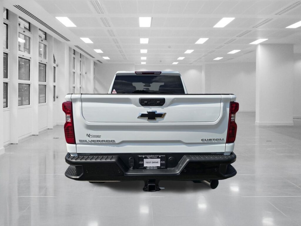 2026 Chevrolet Silverado 2500HD Custom