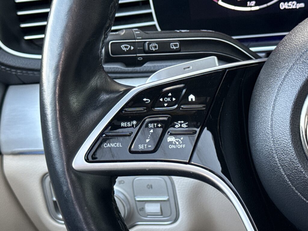 2025 Mercedes-Benz  GLS 450