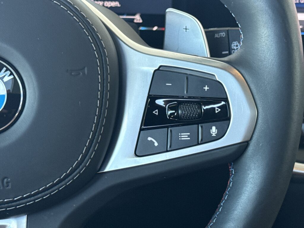 2026 BMW X5 M60i