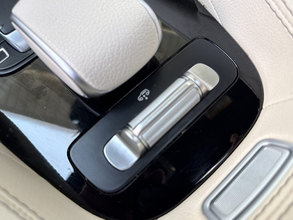 2025 Mercedes-Benz  GLS 450