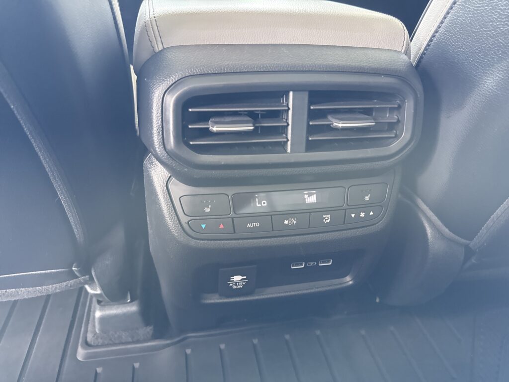 2023 Honda Pilot Elite