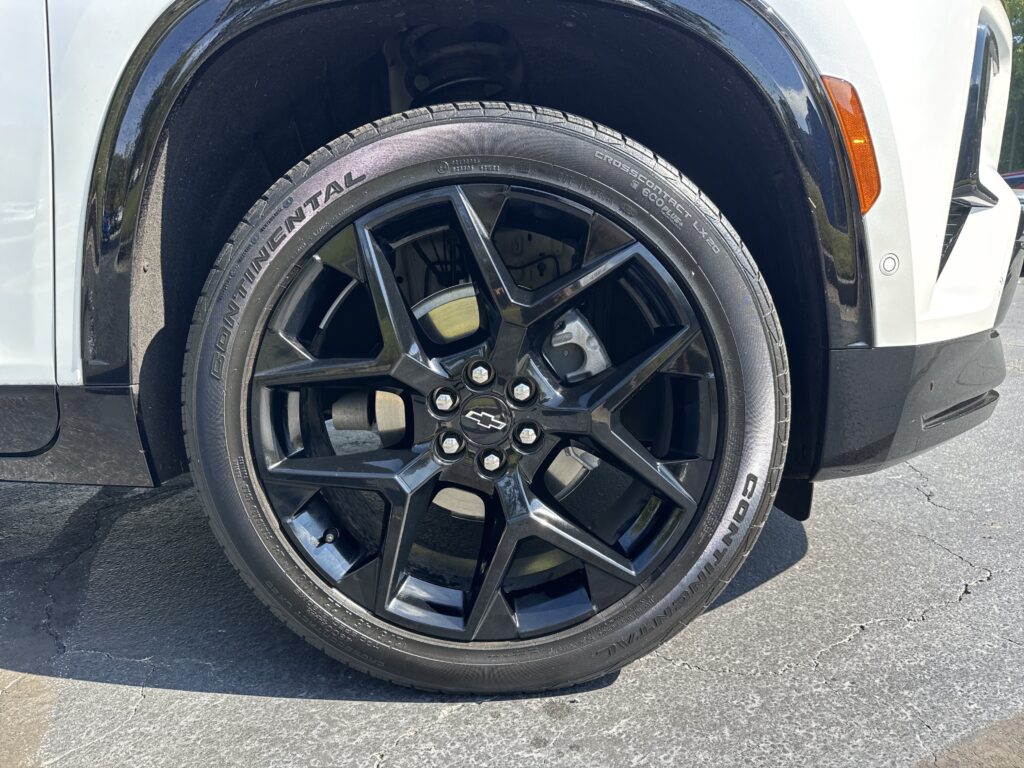 2025 Chevrolet Traverse FWD RS
