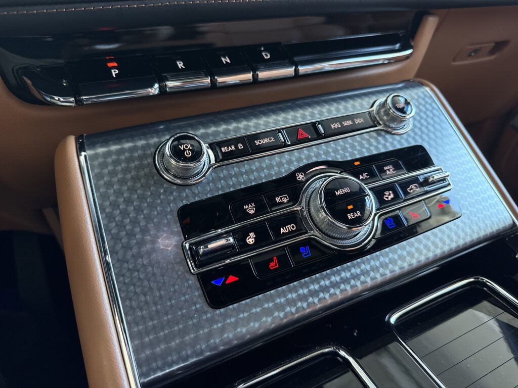 2022 Lincoln Aviator Black Label