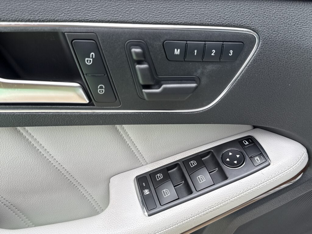 2012 Mercedes-Benz  E 350 Sport