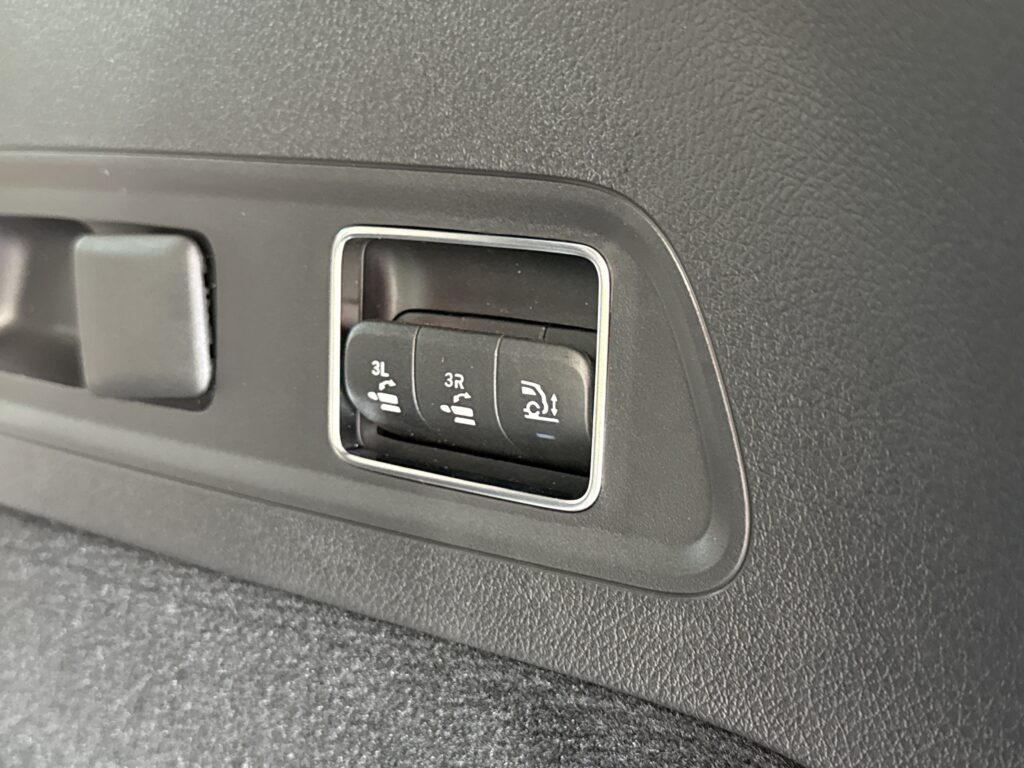 2027 Mercedes-Benz  GLS 450