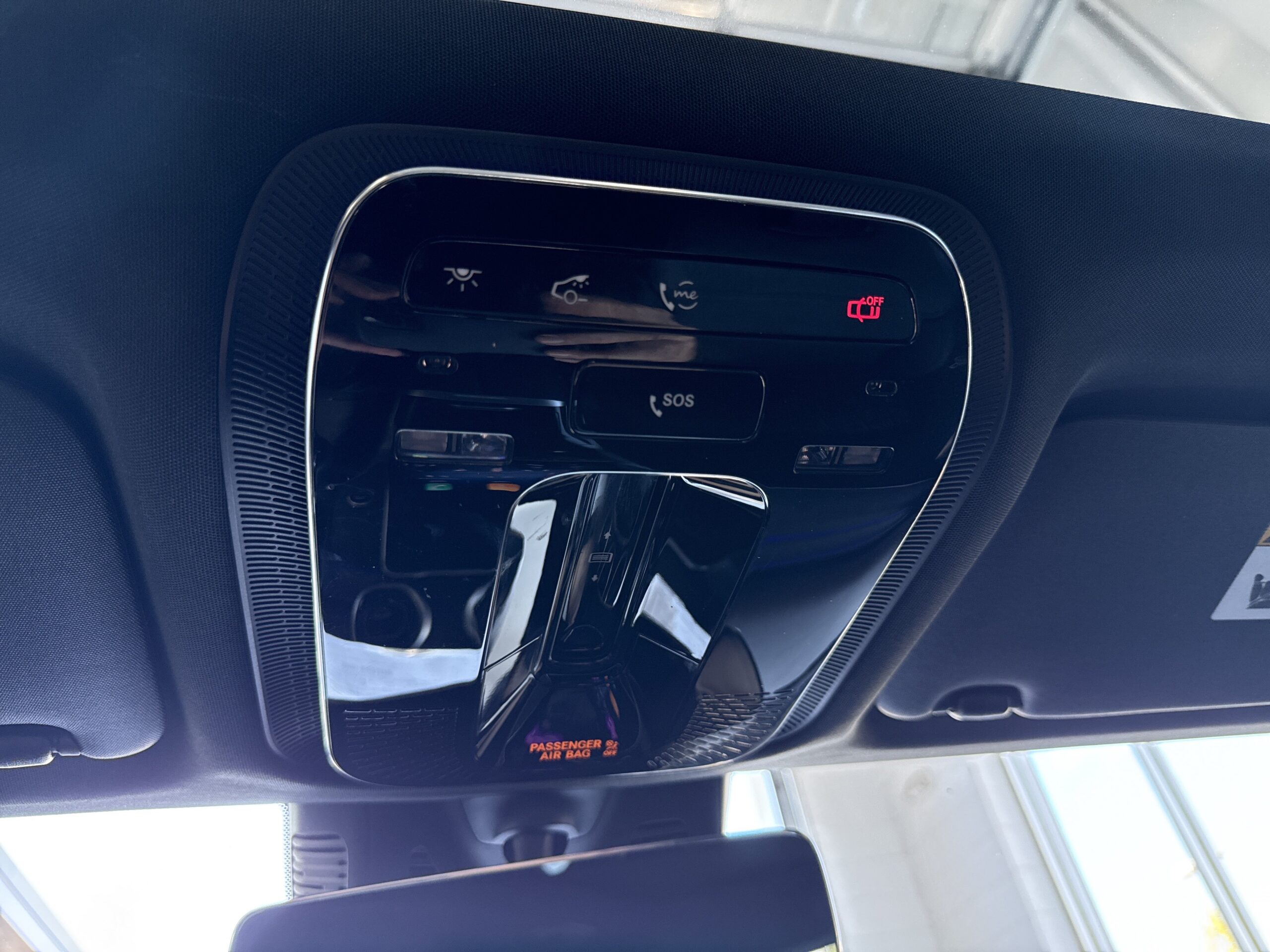 2025 Mercedes-Benz  GLC 300